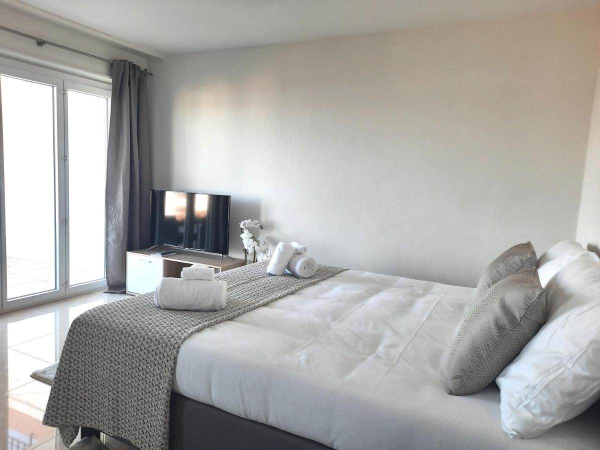 Littoral Apartment *